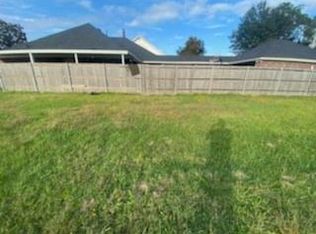 2113 Aramis Dr, Meraux, LA 70075
