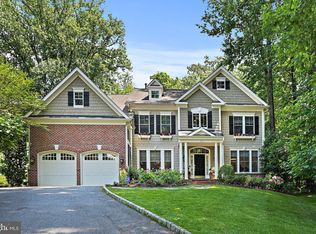 409 Blair Rd NW, Vienna, VA 22180