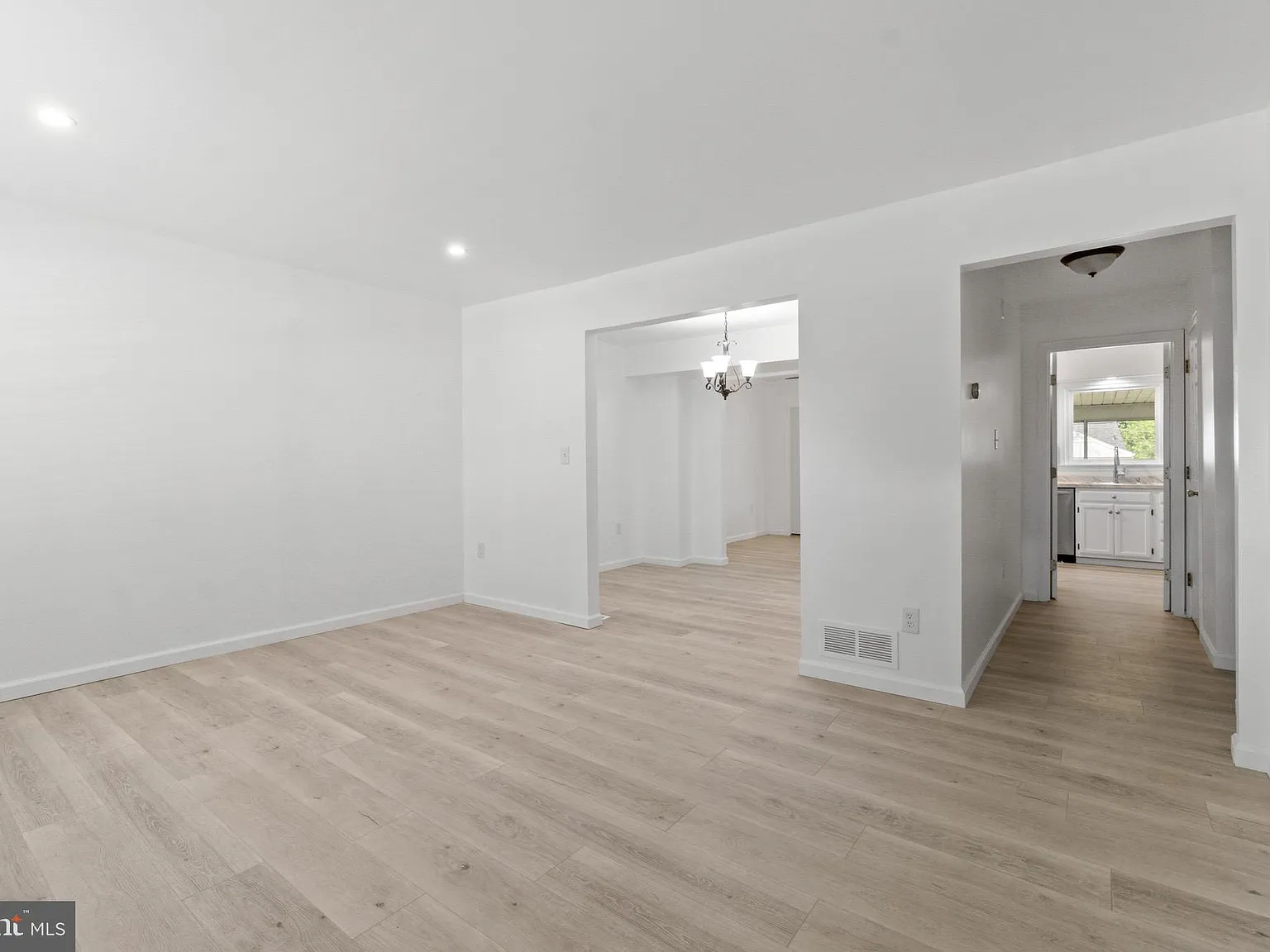 Harlan Square Condo — Photo 3