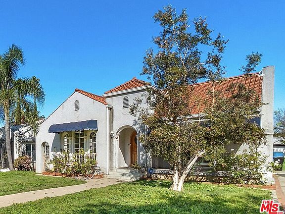 2nd image of 3289 Country Club Dr
