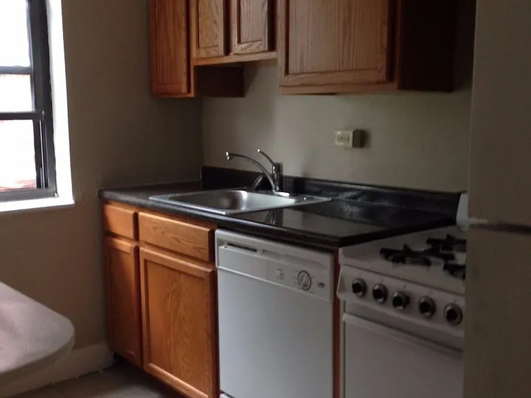4909 Centre Ave — Photo 28