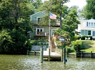 1260 Hillside Rd, Pasadena, MD 21122