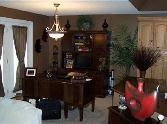 3rd image of 104 Summerlin Dr