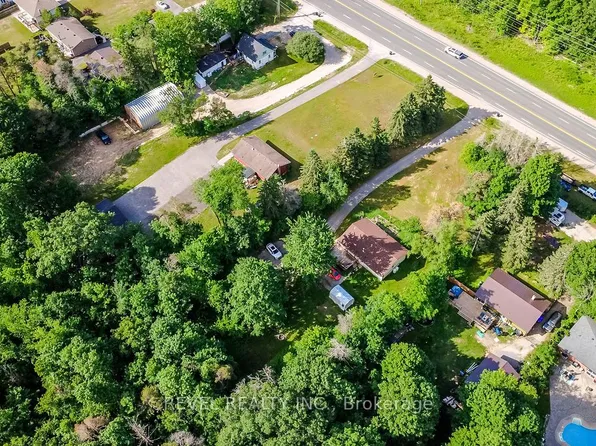 11553 County Road 27 Rd, Springwater, ON L9X 0M2