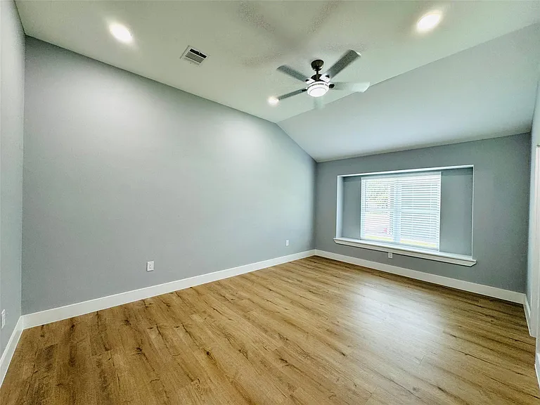 10934 Lilleux Rd — Photo 19
