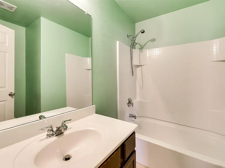7000 Derbyshire Dr — Photo 21
