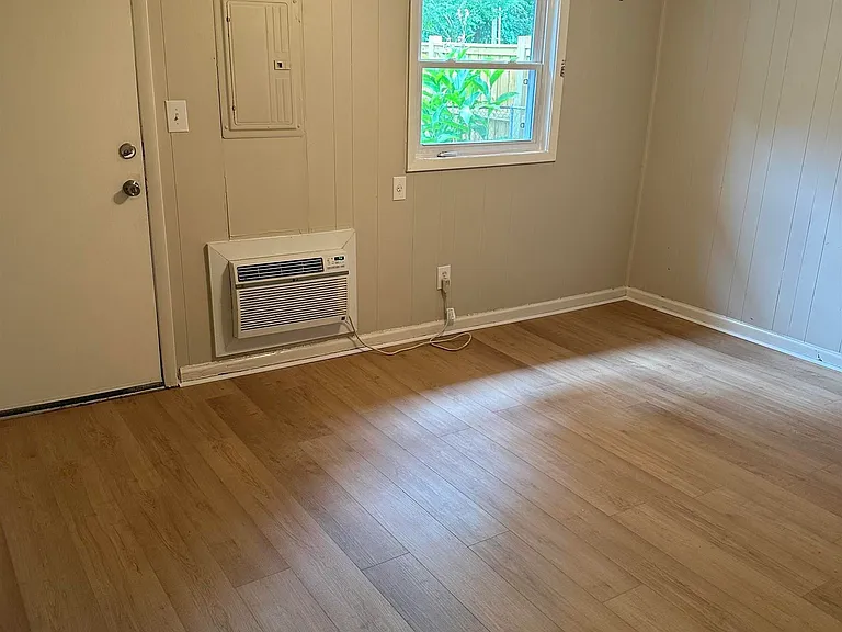 1402 Rison Ave NE #A — Photo 7