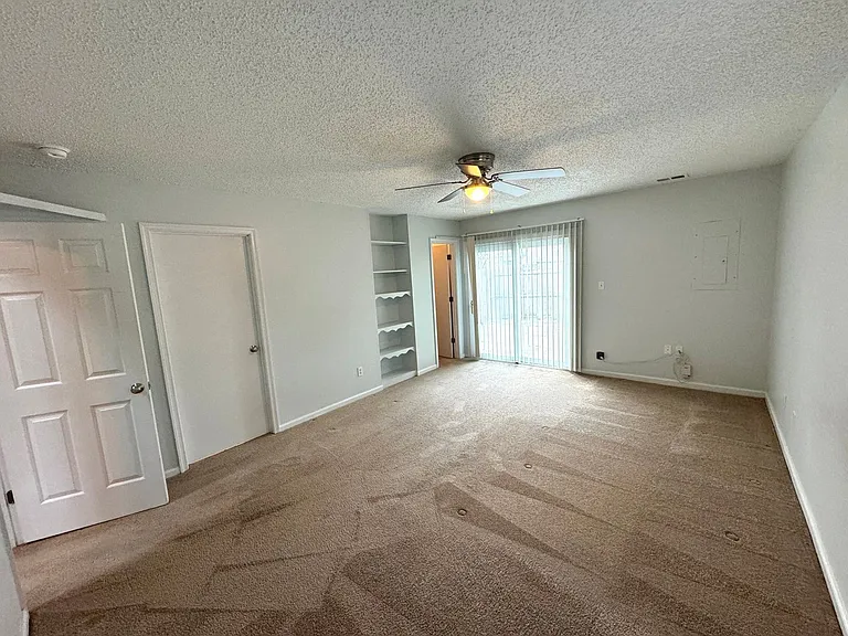 1254 Corkwood Cir — Photo 15