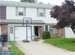 1650 Lawncrest Ln, Clementon, NJ 08021