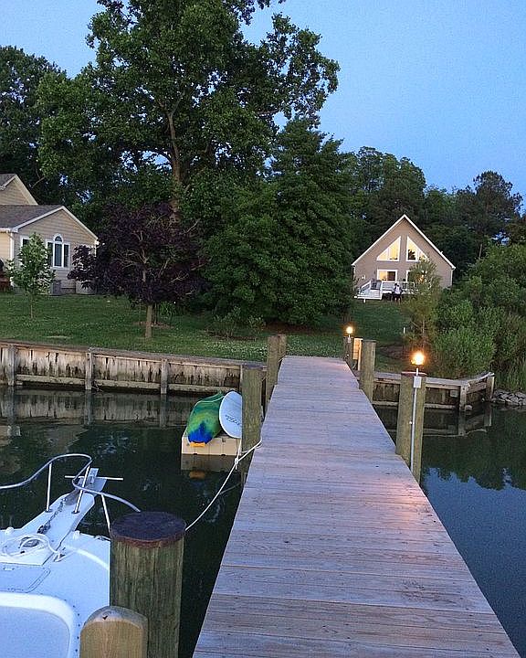 2nd image of 5734 Poplar Ln