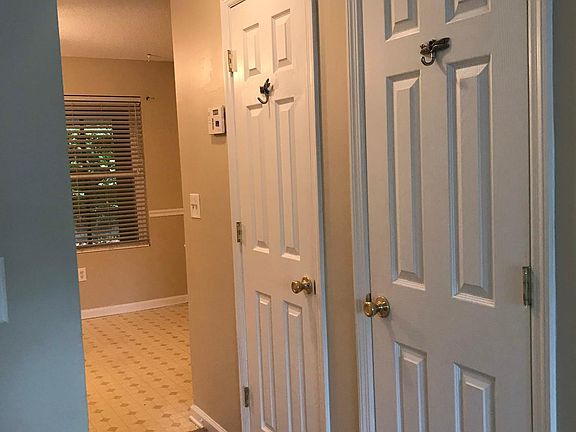5th image of 6248 Lucille Dr APT E