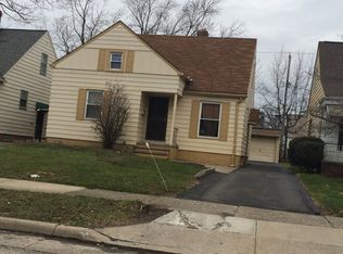 21403 Kenyon Dr, Maple Heights, OH