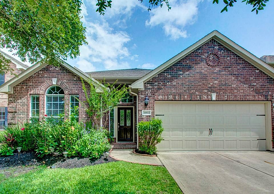 1st image of 21922 Winsome Rose Ct