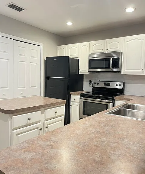 970 Spring Garden Ave — Photo 6