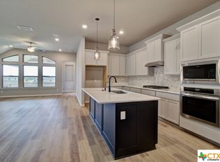 2011 Stephanie Ave, New Braunfels, TX 78132