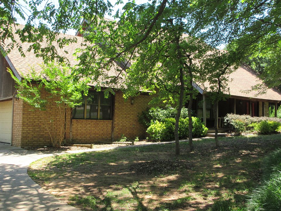 1st image of 10700 Shady Glade Ln