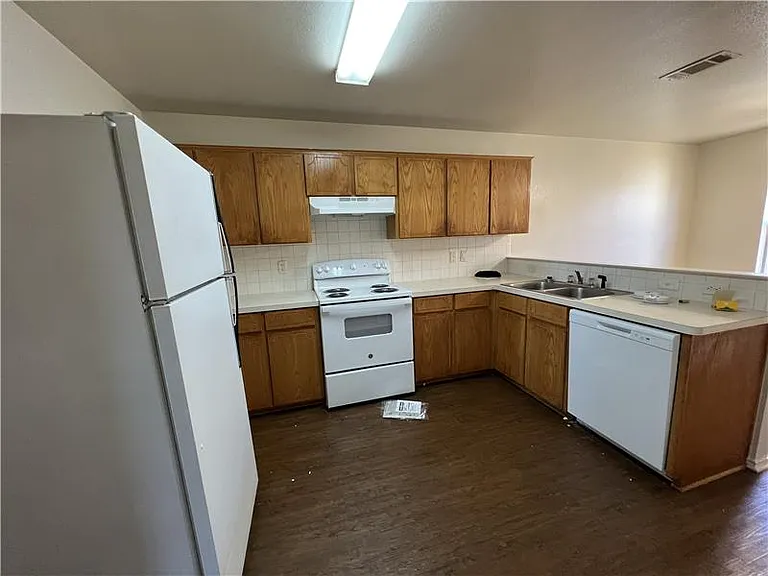 3407 Toledo Dr #D — Photo 20
