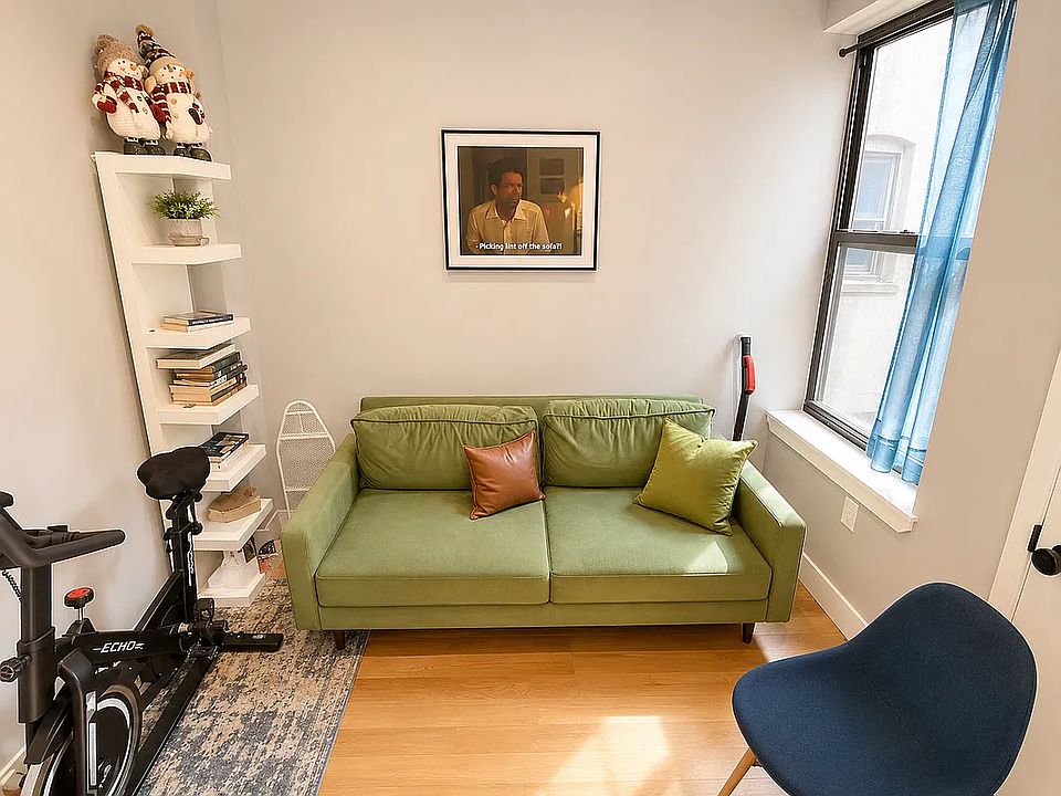 1st image of 613 Woodward Ave #3D