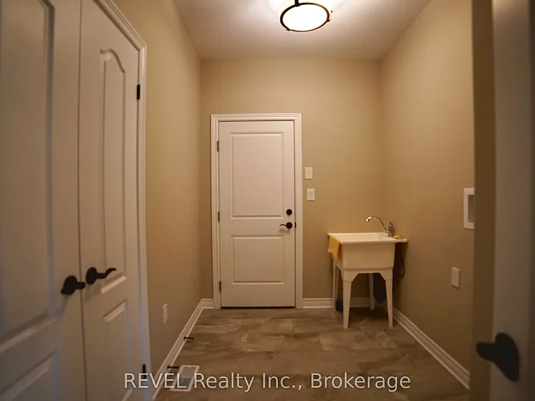 7135 Optimist Ln — Photo 10