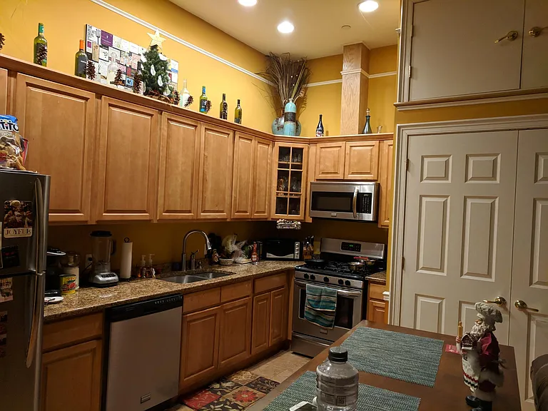 16 Washington St #307 — Photo 6