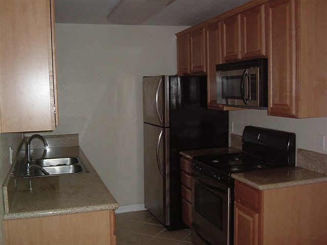 2nd image of 1351 Holly Ave APT E
