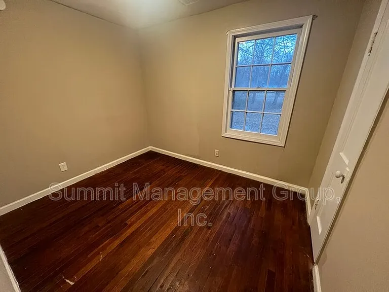 313 Ash St — Photo 11