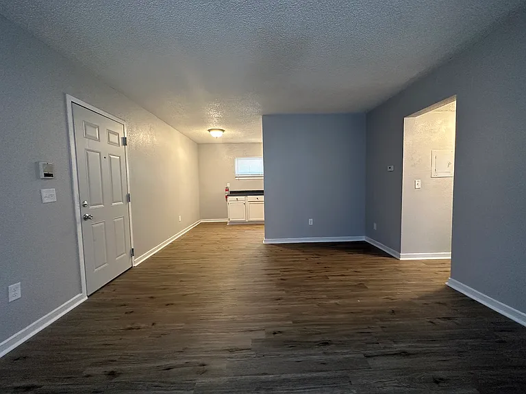 525 N Arlington St — Photo 12
