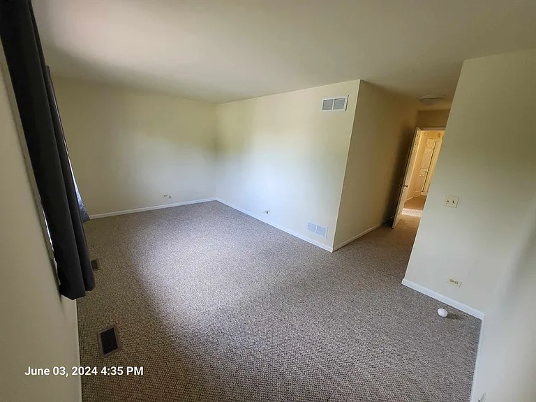 315 Creekside Dr #A — Photo 6