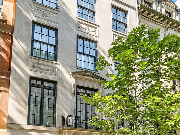 18 E 80th St, New York, NY 10075