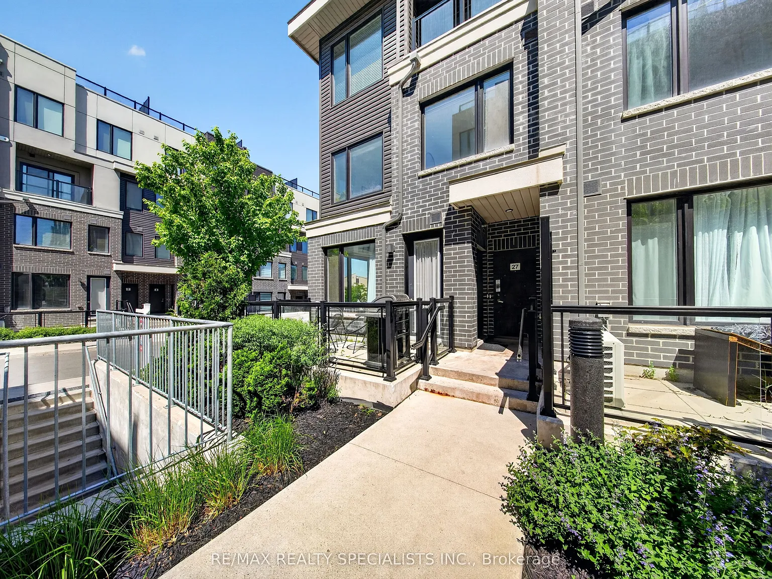 2 bed, $2,700 — Photo 4
