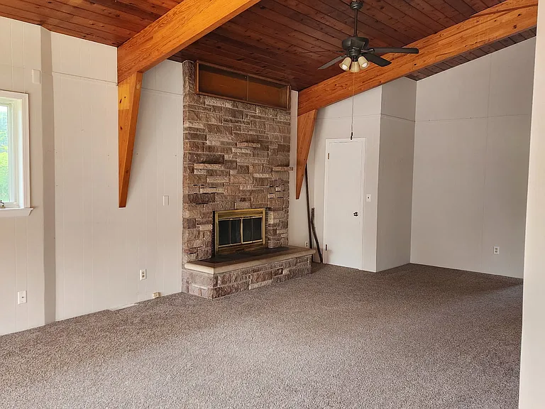 2437 River Rd #1 — Photo 12
