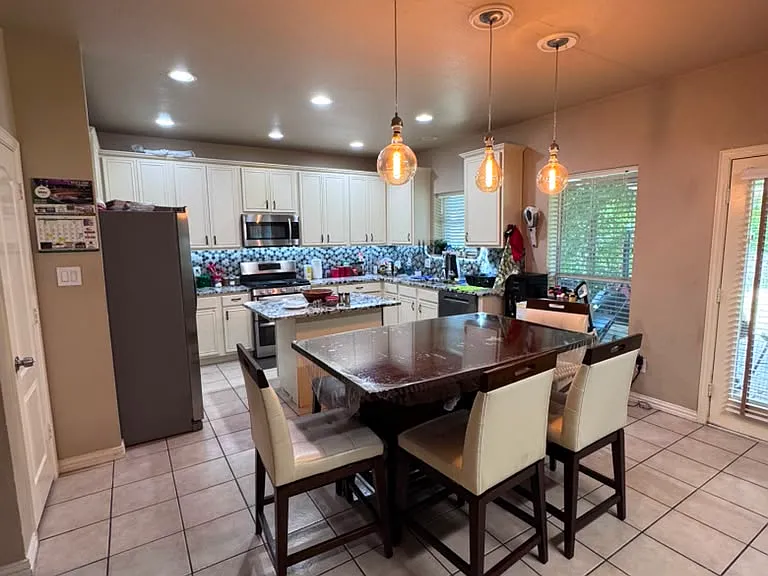 814 Honey Hill Dr — Photo 10