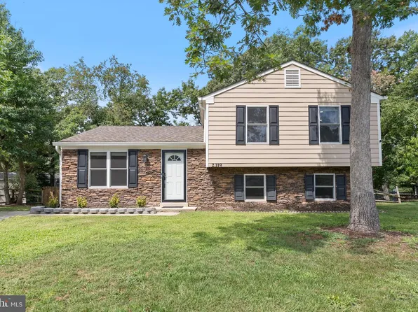2119 Gibbons Ct, Waldorf, MD 20602