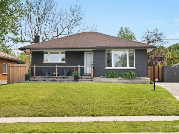 244 Burlington St, London, ON N5Z 3W5