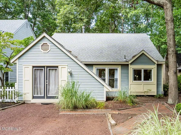 35 N Quail Hill Boulevard, Abescon, NJ 08201