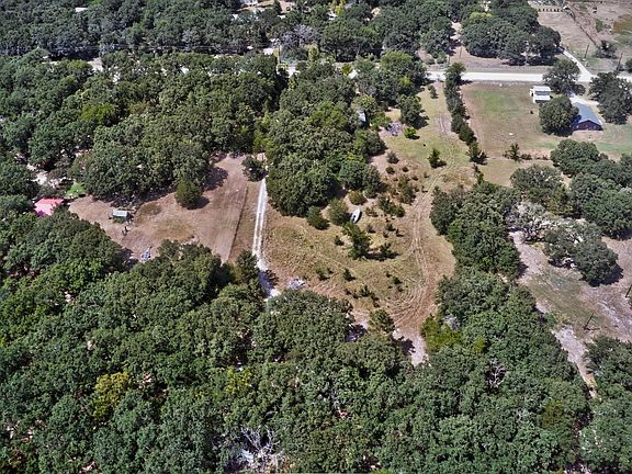 5th image of 14266 Hickory Tree Ln
