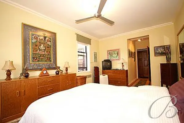 Sold by Bellmarc Realty | media 34