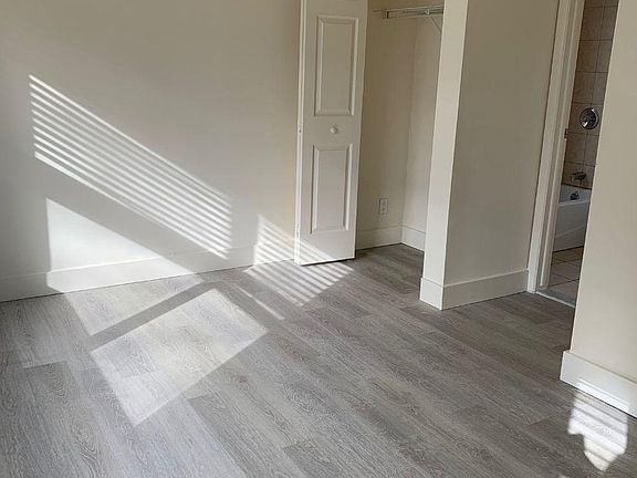 5th image of 60 Strawberry Hill Ave #2B