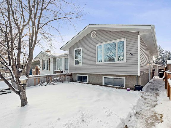 2nd image of 64 Aspen Cres SE