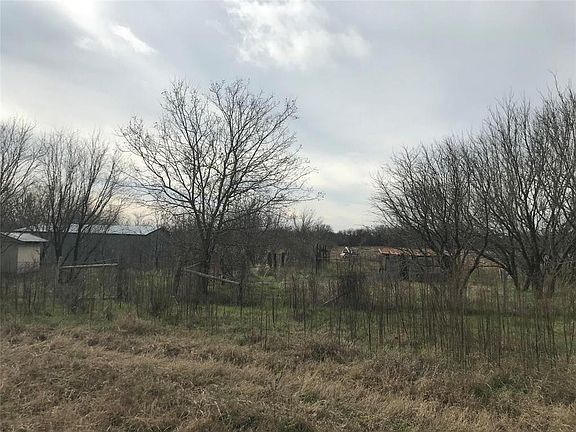 3rd image of 5501 County Road 334