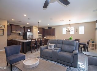 219 E Horseshoe Dr, Chandler, AZ 85249