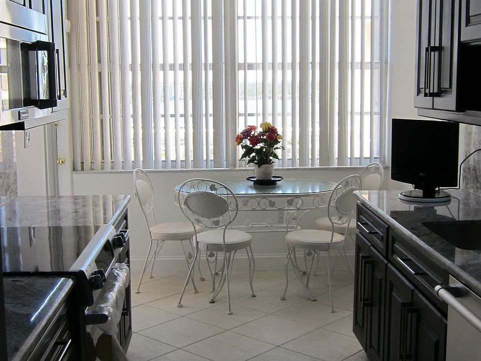 1st image of 18071 Biscayne Blvd #18013