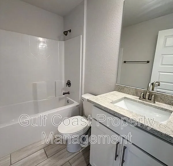 4865 Manila Ave — Photo 17