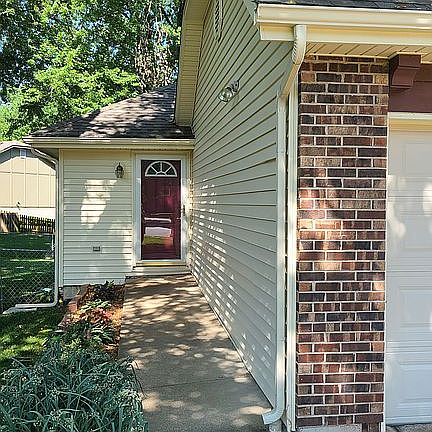 Separate entrance for guests