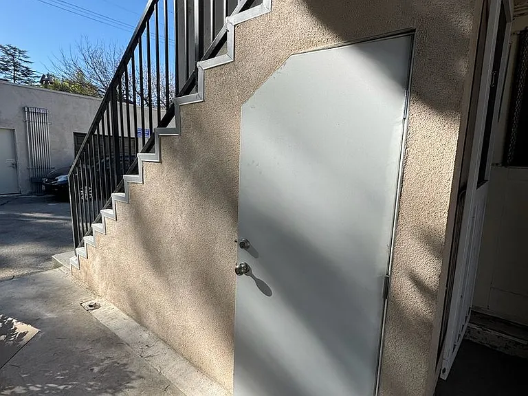 Riverside — Photo 12