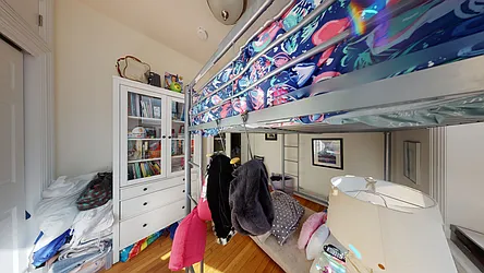 Rented by Bond New York