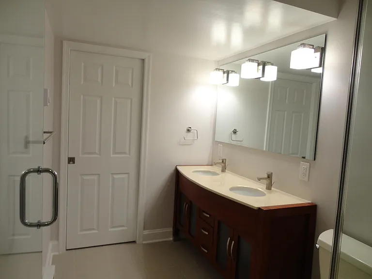 1729 Hobart St NW — Photo 11