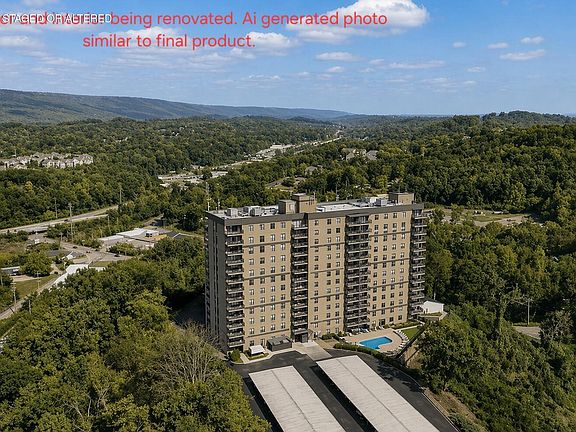 2nd image of 1131 Stringers Ridge Rd APT 10B