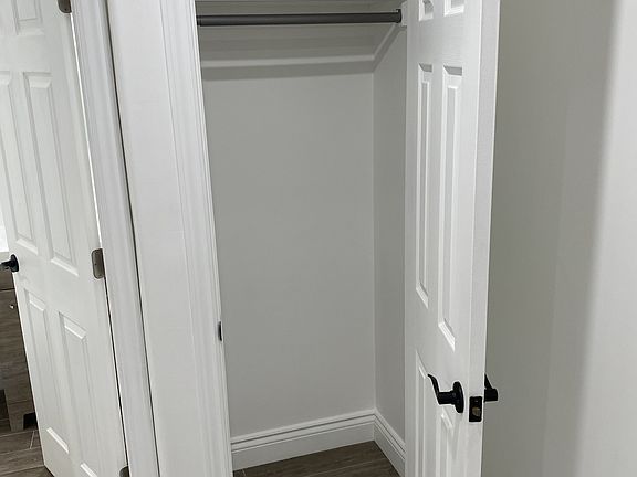 4th image of 110 Gloucester St #Street31-31