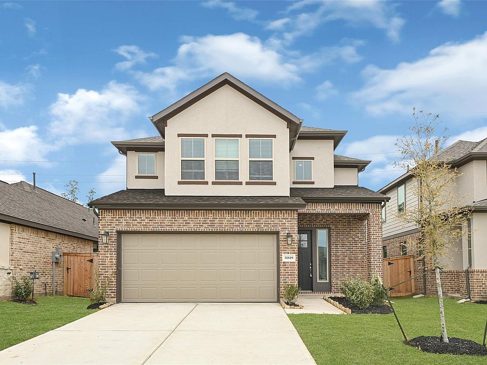 1st image of 31819 Autumn Spur Ln